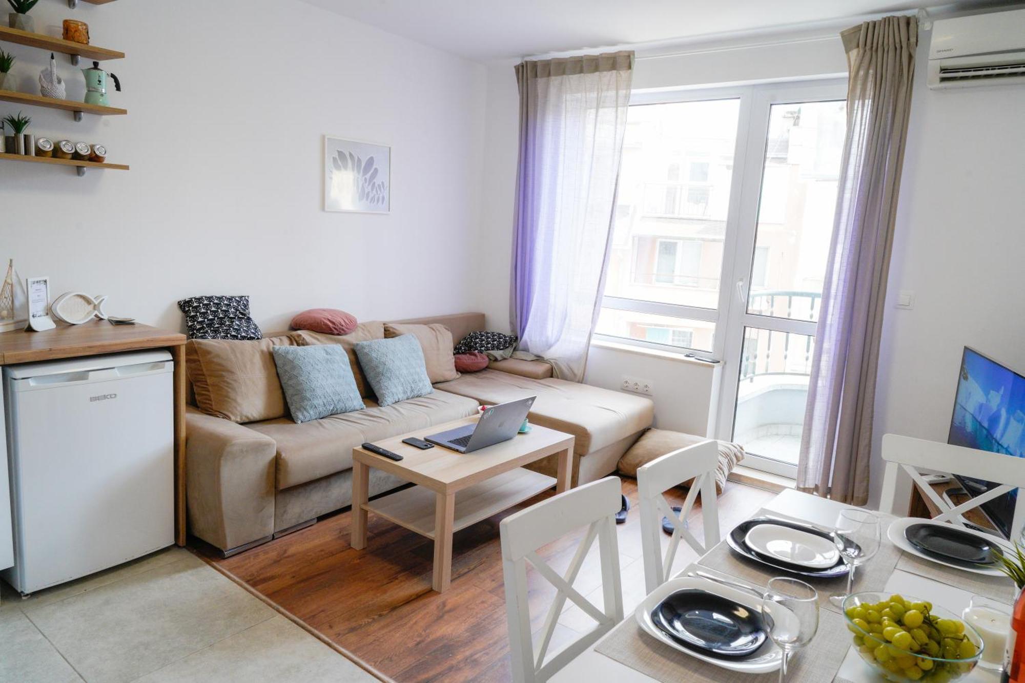 Central Cosy, Fully Renovated 2Bd Near The Cathedral Varna Bagian luar foto