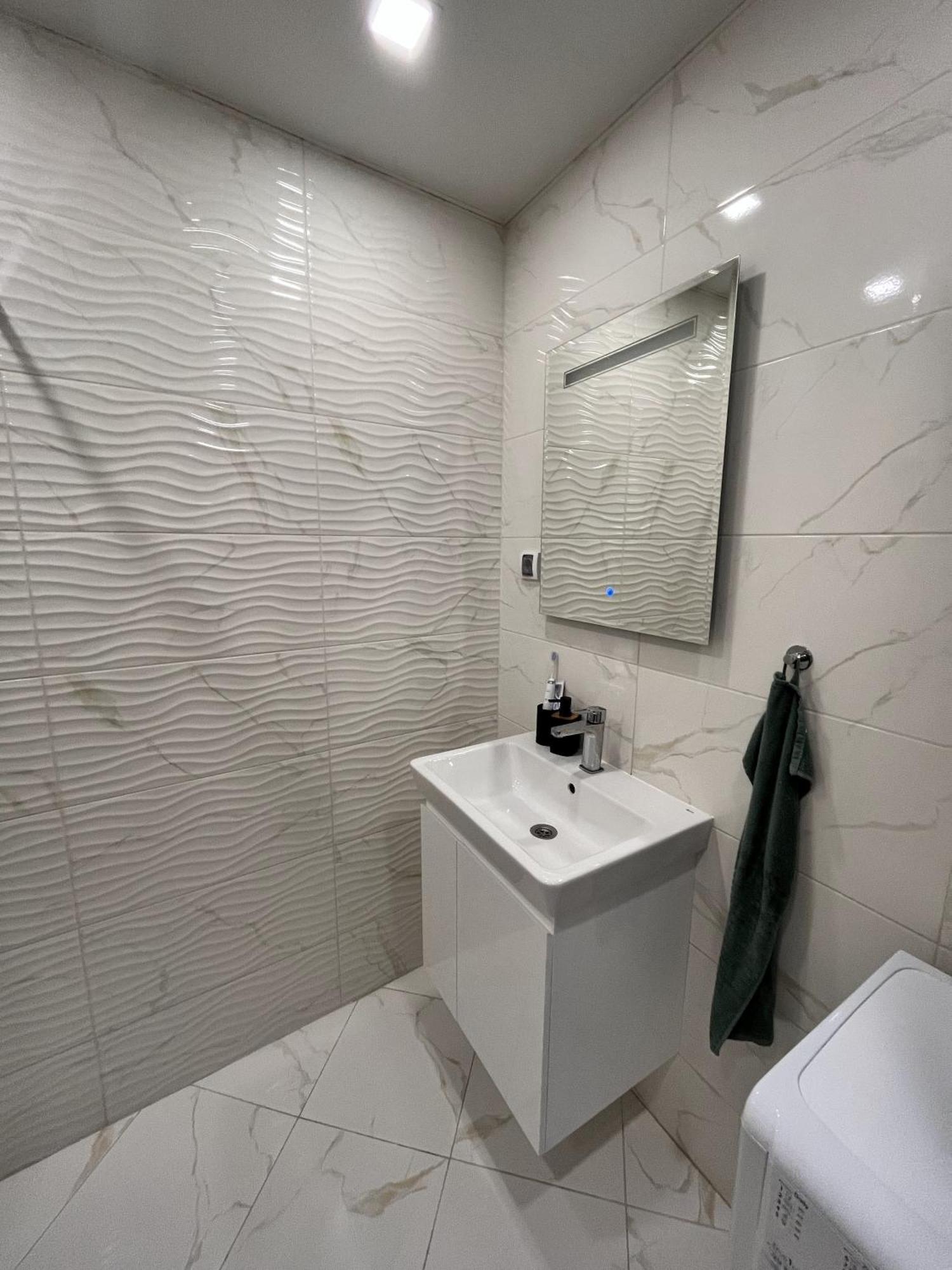 Central Cosy, Fully Renovated 2Bd Near The Cathedral Varna Bagian luar foto