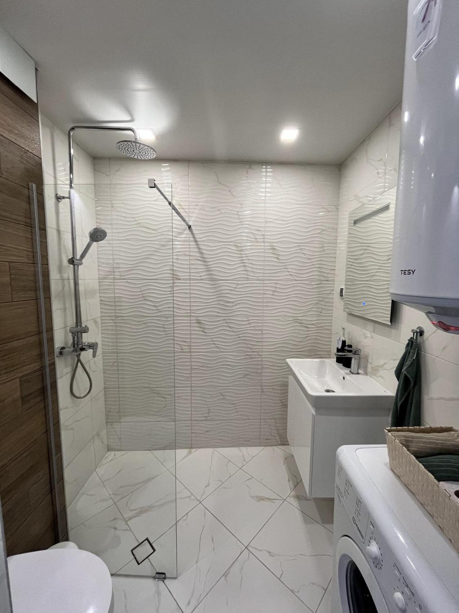 Central Cosy, Fully Renovated 2Bd Near The Cathedral Varna Bagian luar foto