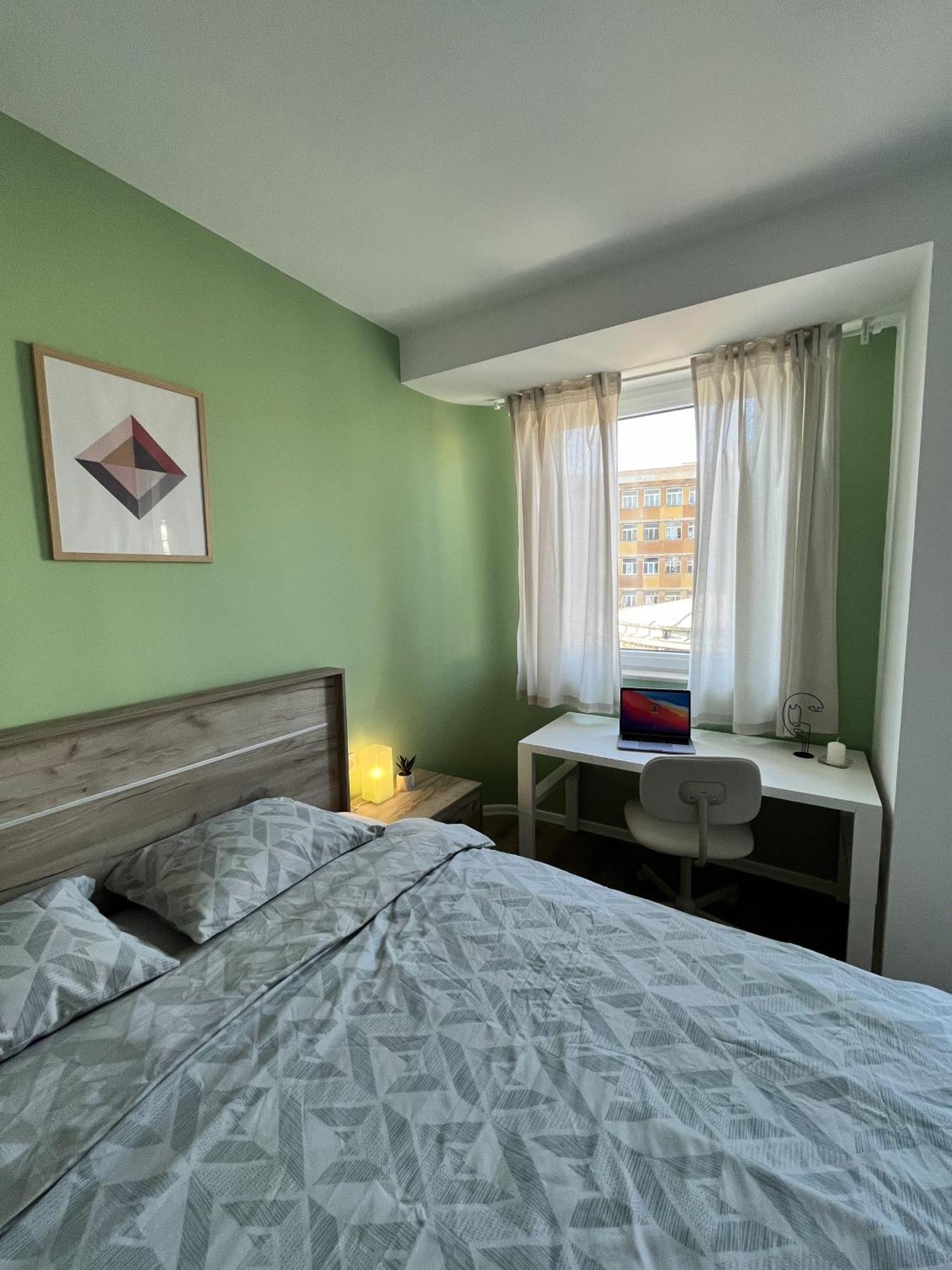 Central Cosy, Fully Renovated 2Bd Near The Cathedral Varna Bagian luar foto